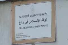 Zásah kriminalistù z ÚOOZ v Islámské nadaci na Èerném Mostì